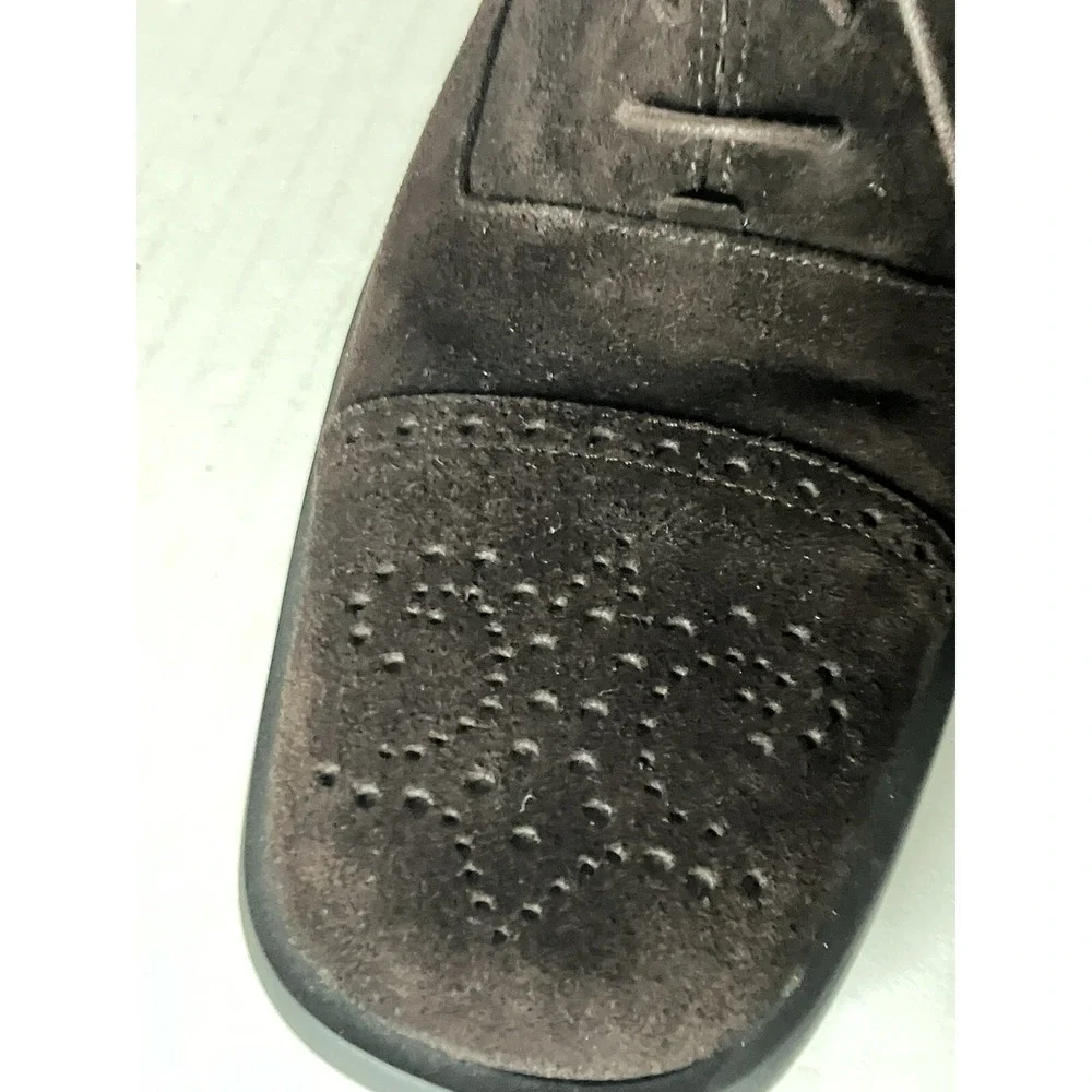 Bruno Magli Italian shoes 9.5 Brown‎ Suede never worn Women